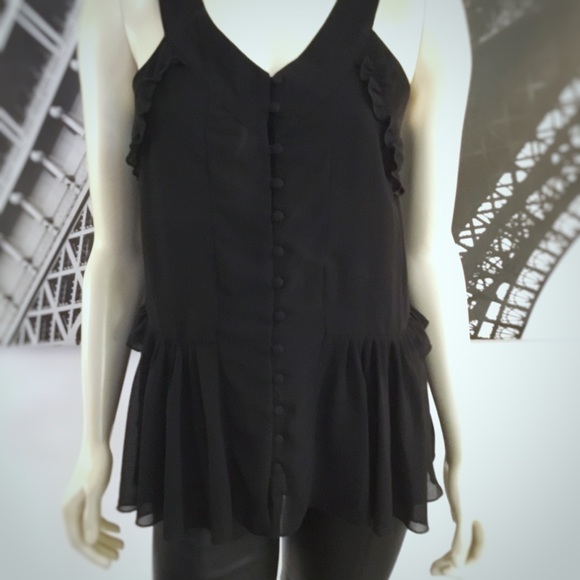 ROMEO & JULIET COUTURE Button Flounce Top - Picture 2 of 8